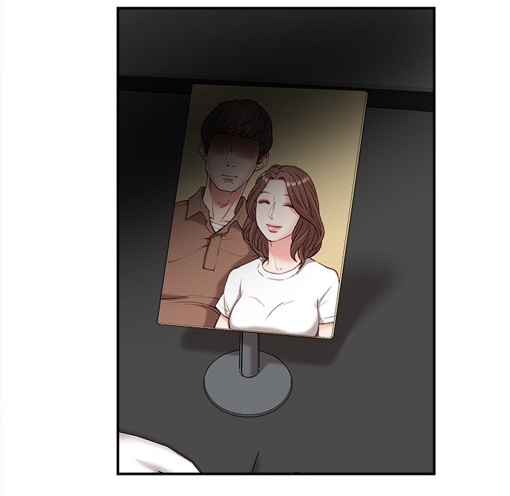 Watch image manhwa Distractions - Chapter 04 - 049e681af8b351ec216 - ManhwaXX.net